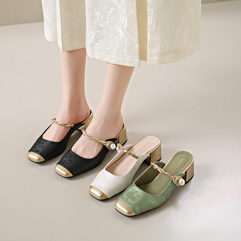 Haide | Mules con Perla e Punta Quadrata