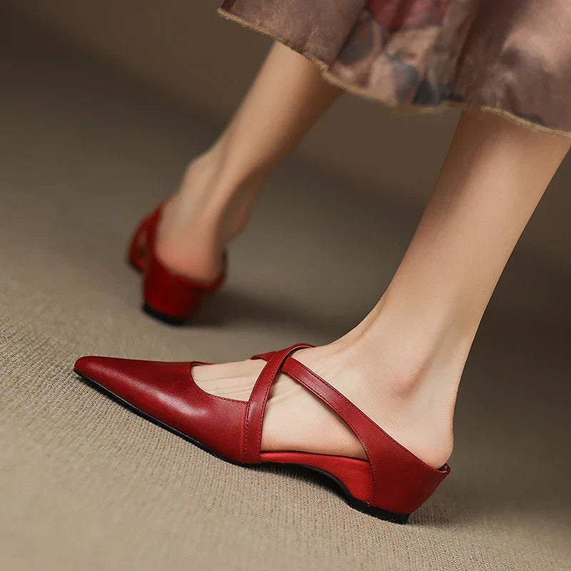 Carmela | Mules a Punta con Cinturini Incrociati
