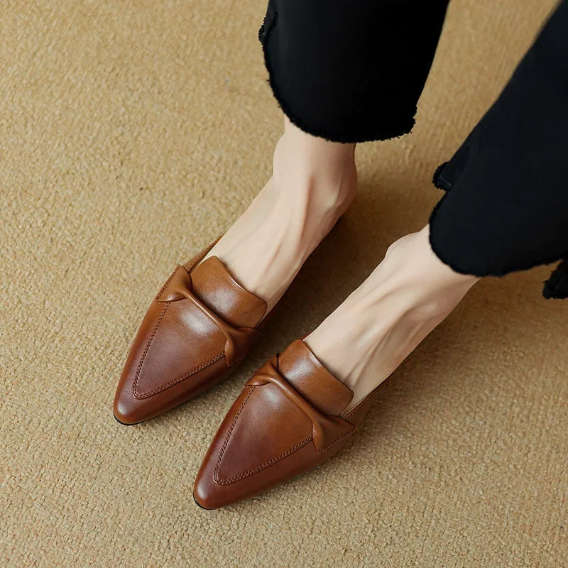 Marcella | Mules a Punta con Fiocco