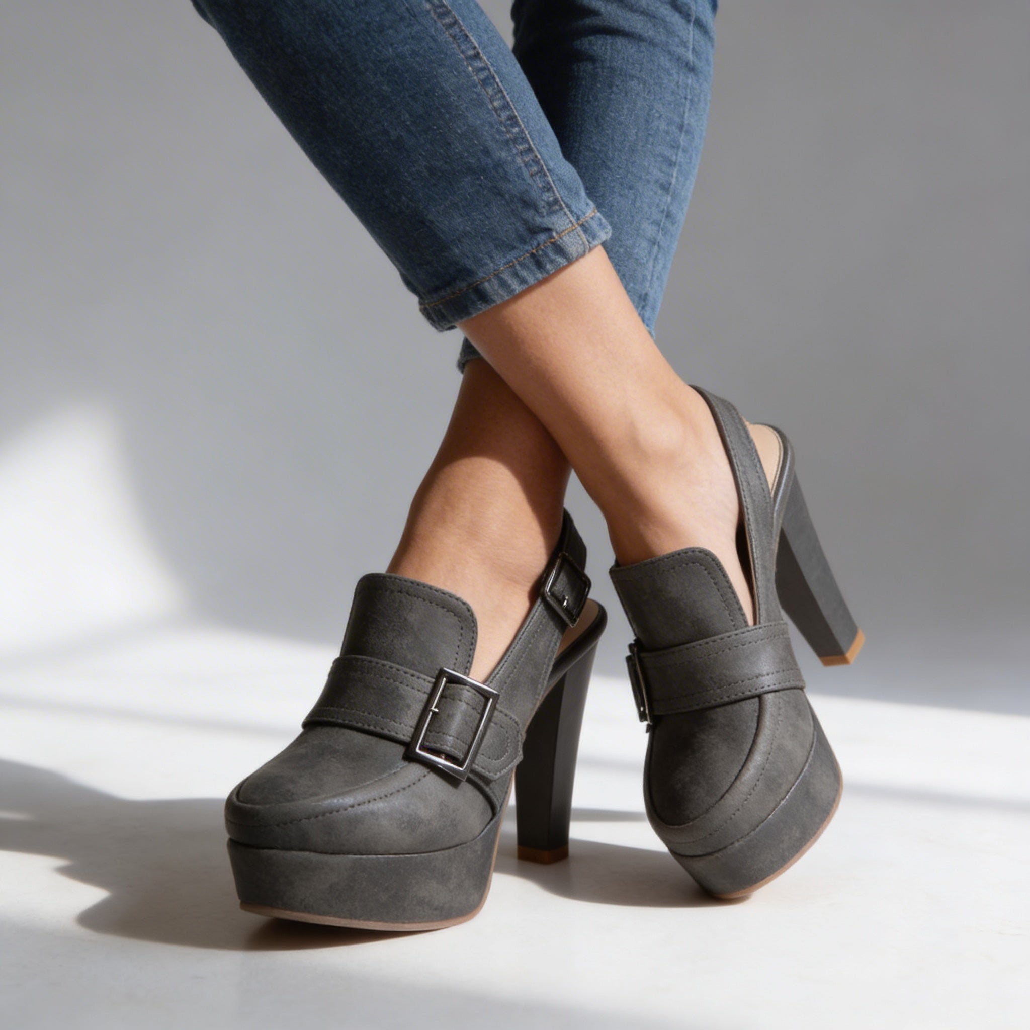 Vanda | Décolleté Slingback con Platform