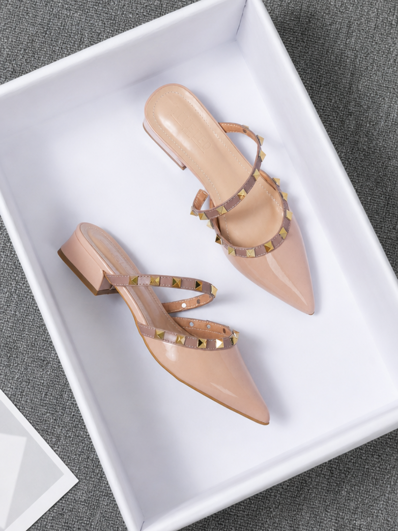 Anita | Mules a Punta con Borchie