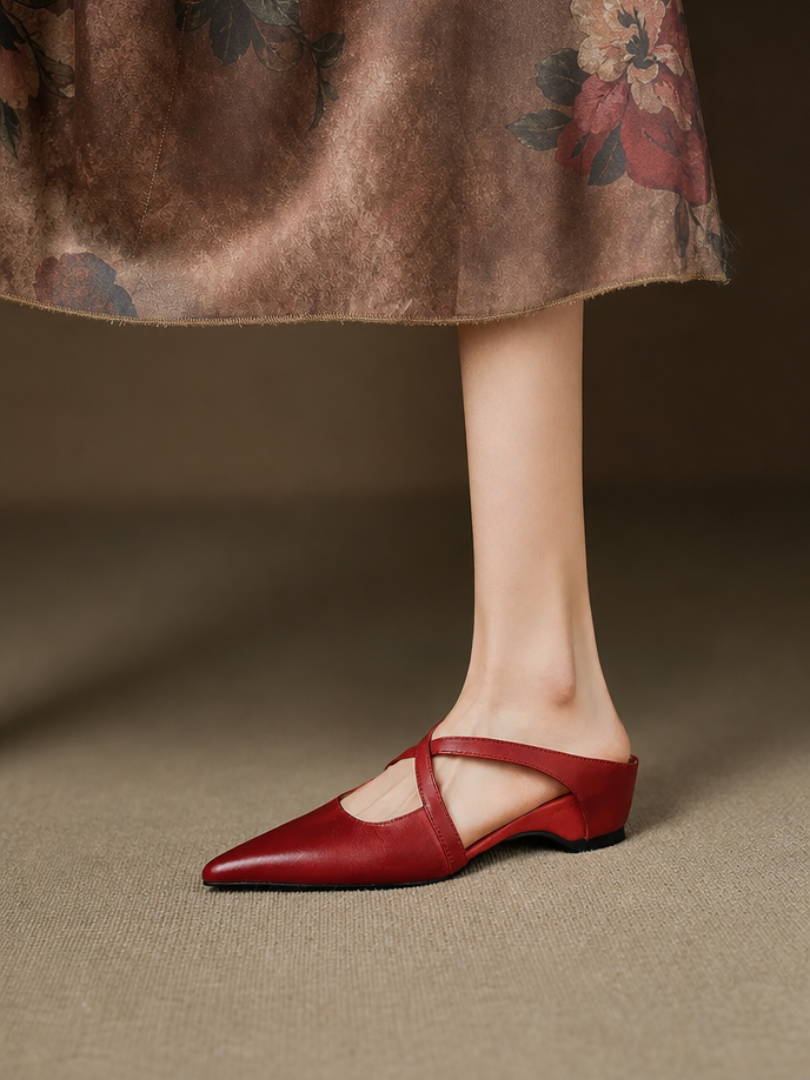 Carmela | Mules a Punta con Cinturini Incrociati