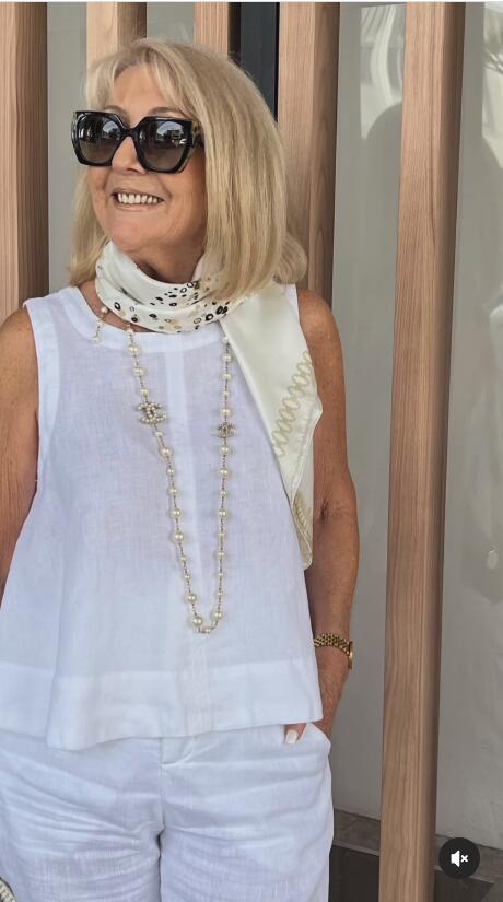 Zina | Completo Due Pezzi con Dettagli in Pizzo