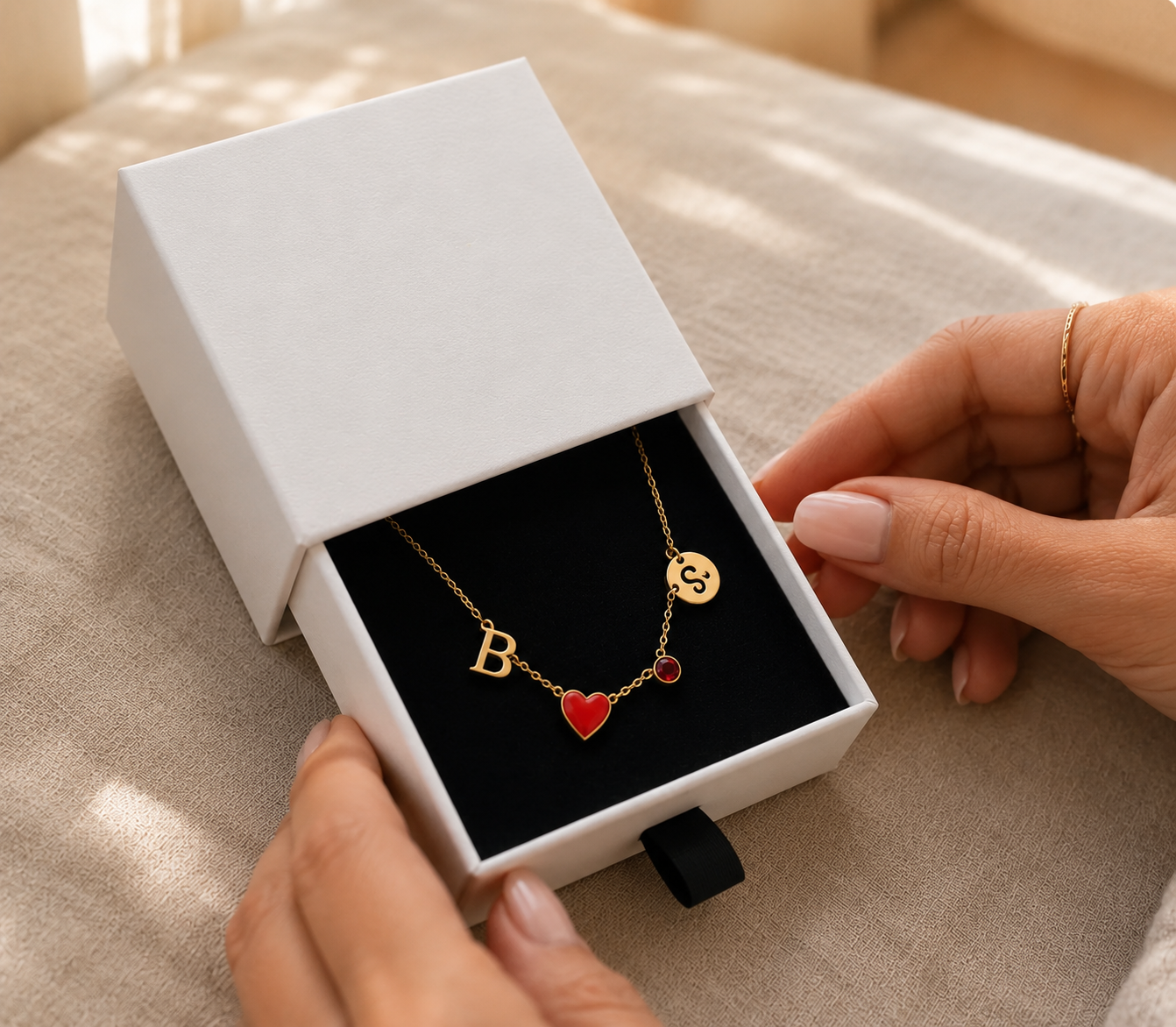 Laine | Collana con Iniziali e Cuore