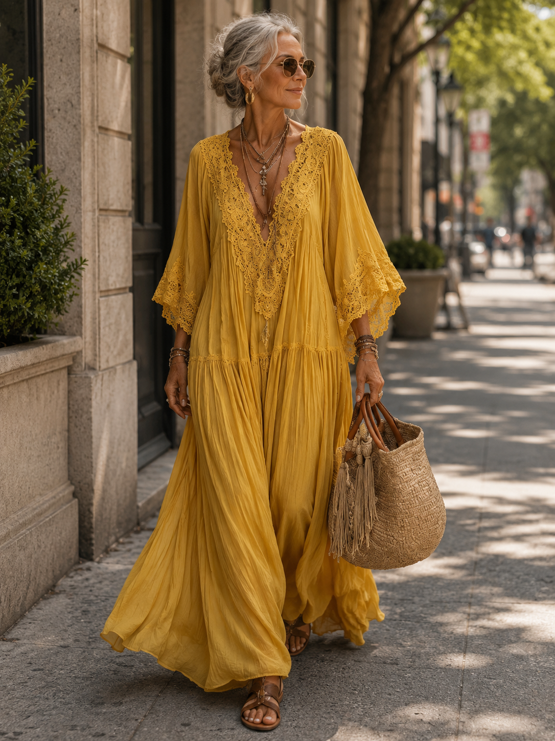 Verena | Abito Lungo Boho con Ricami sul Décolleté