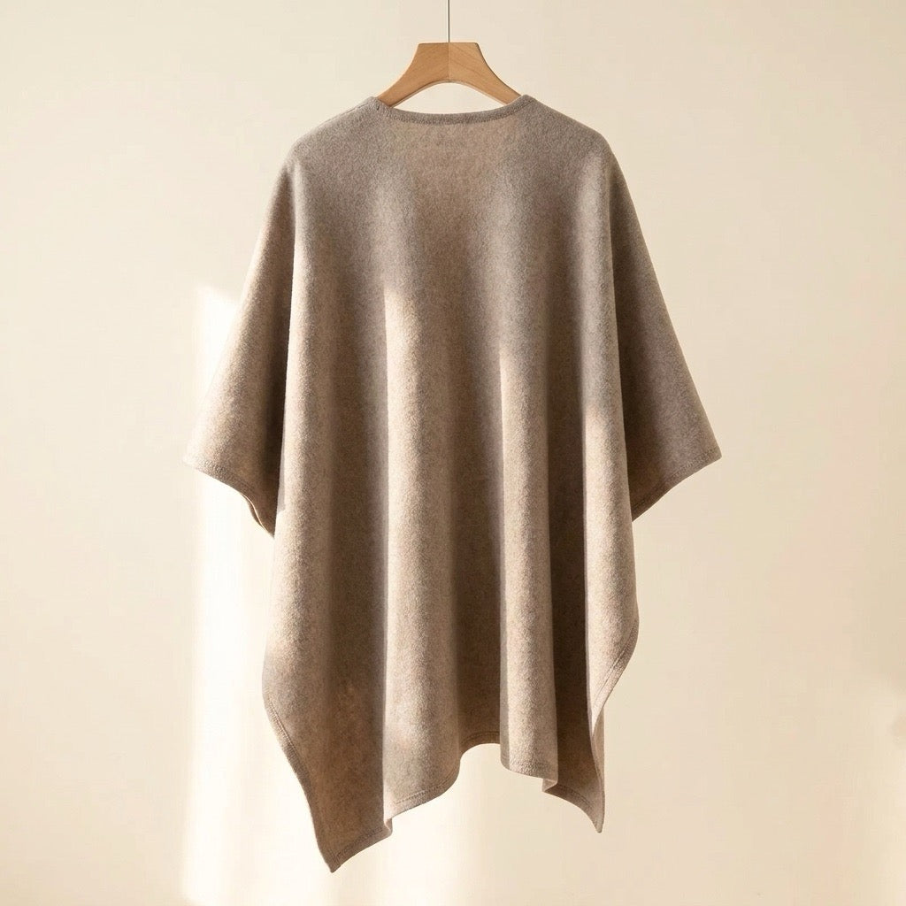 Akari | Poncho con Passante Frontale