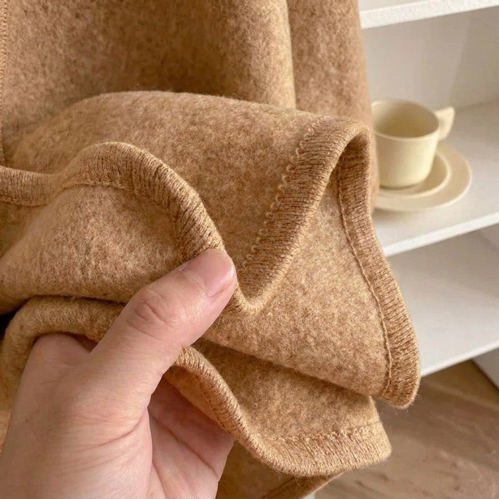 Akari | Poncho con Passante Frontale