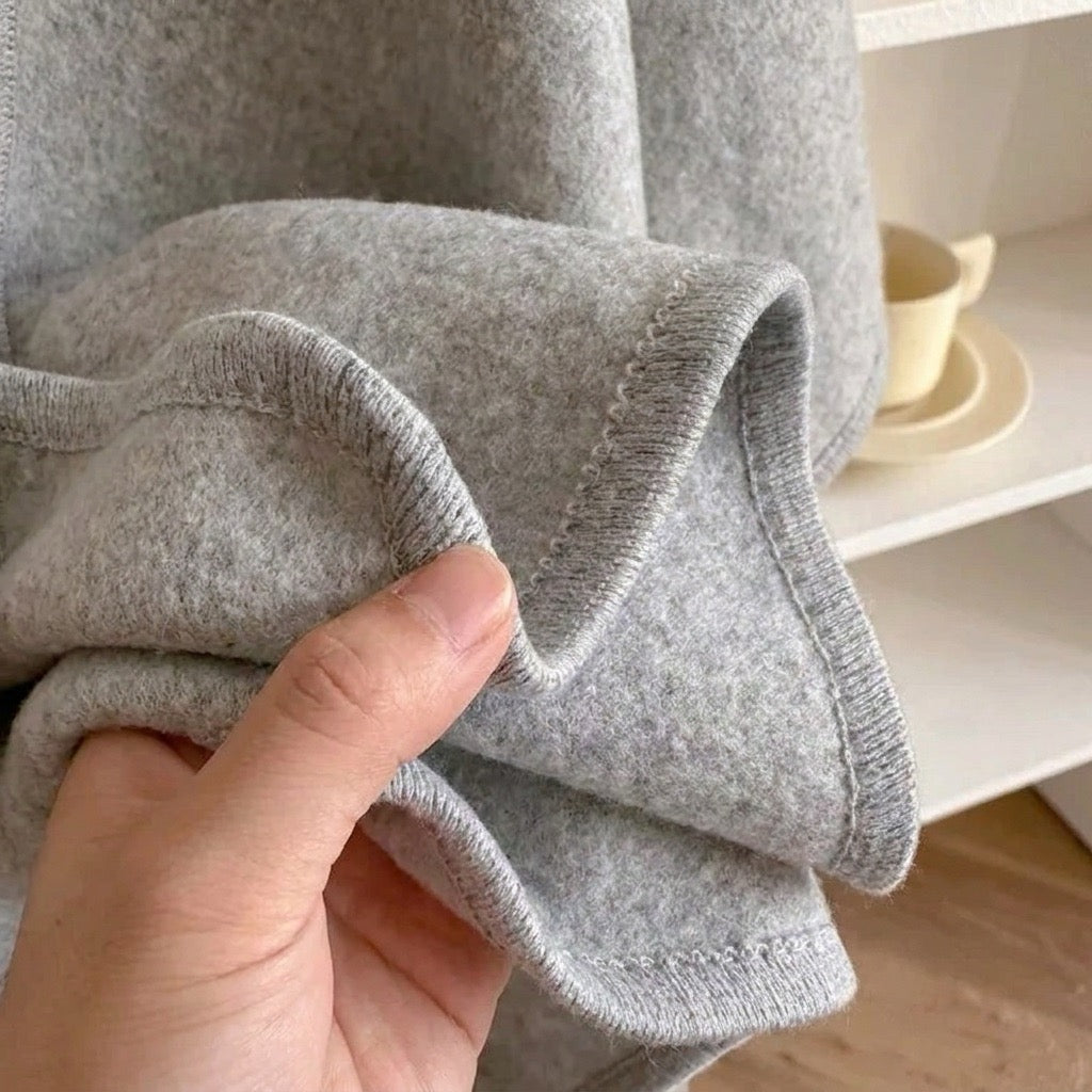 Akari | Poncho con Passante Frontale