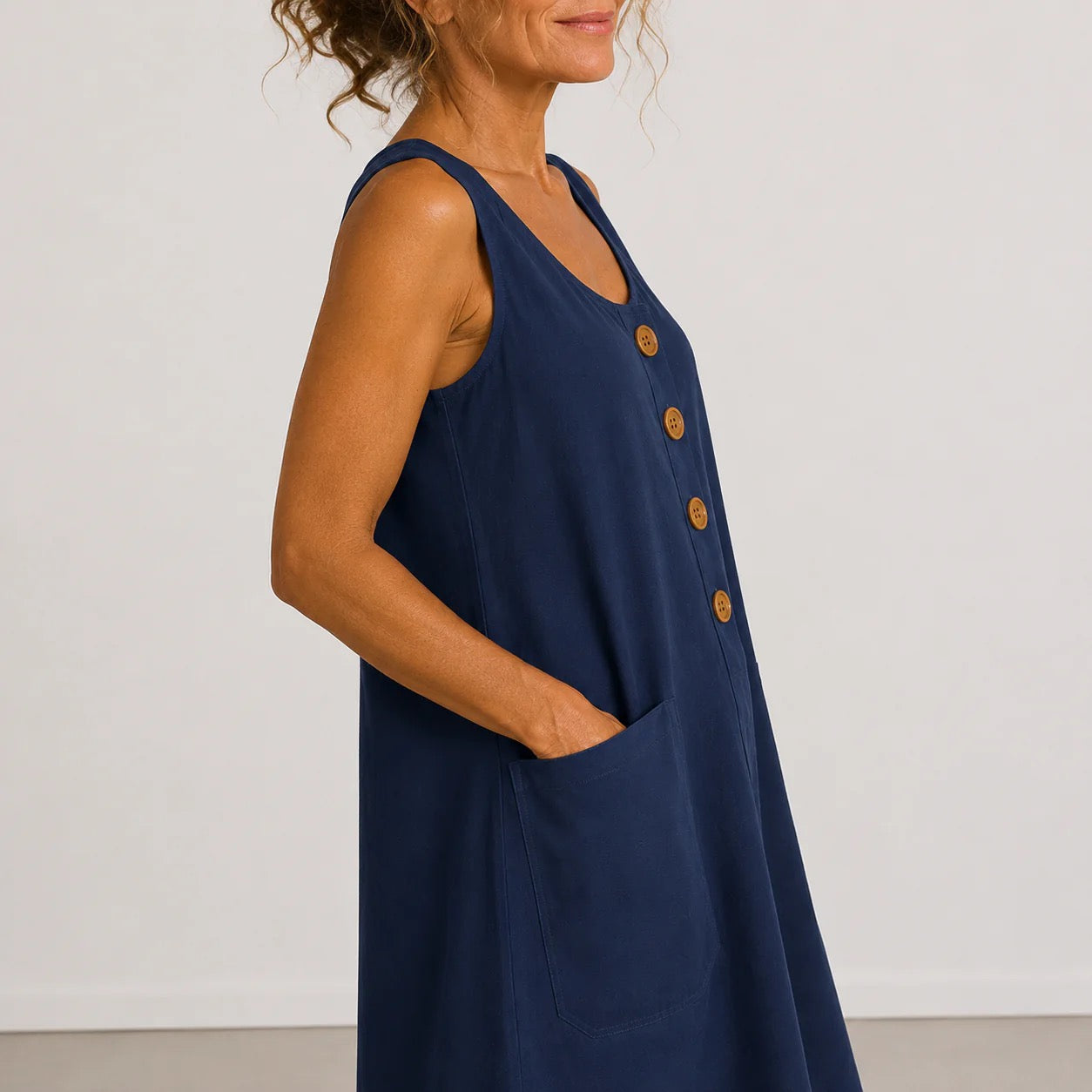 Melissa | Abito Corto Smanicato con Bottoni