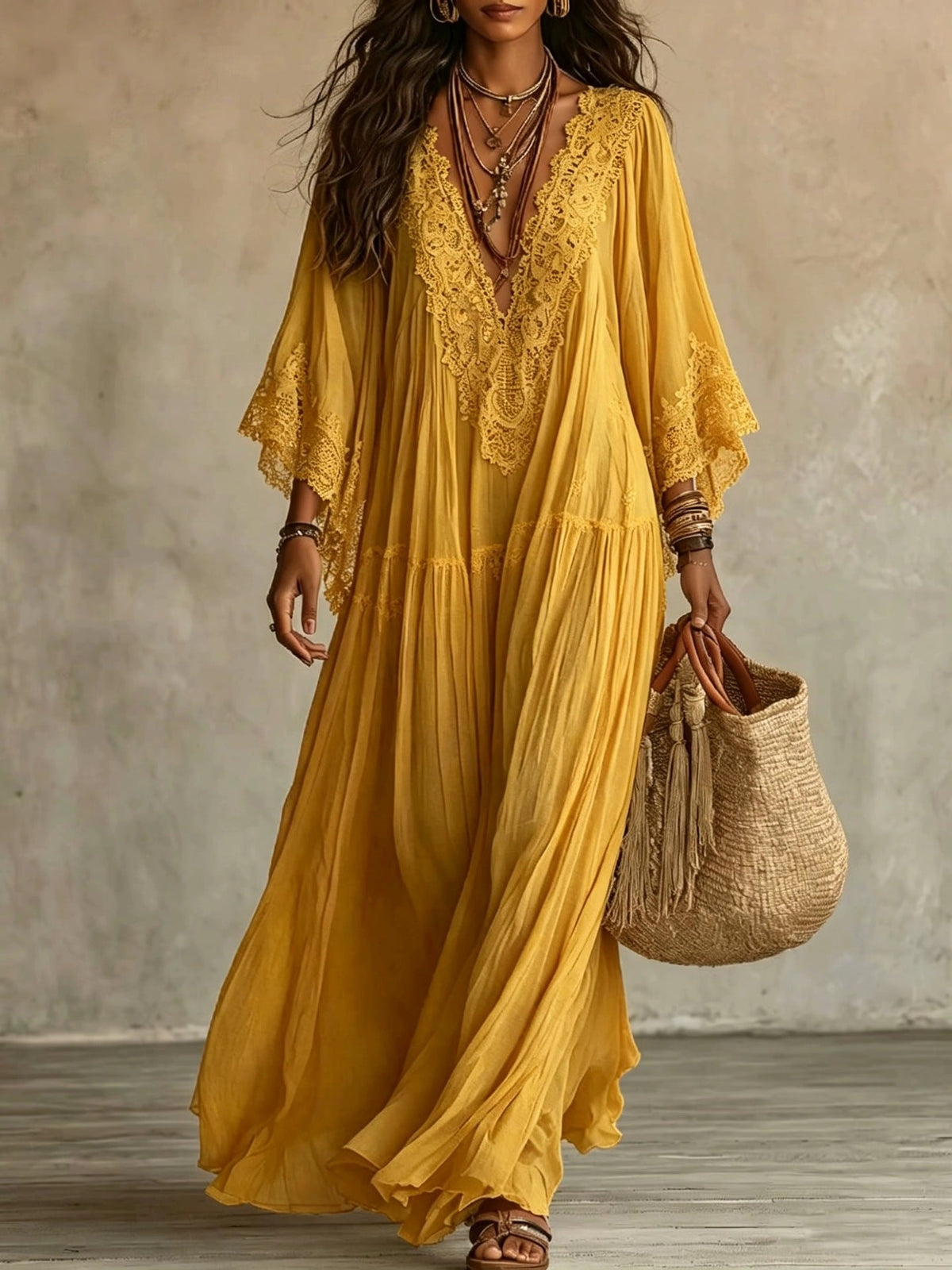 Verena | Abito Lungo Boho con Ricami sul Décolleté