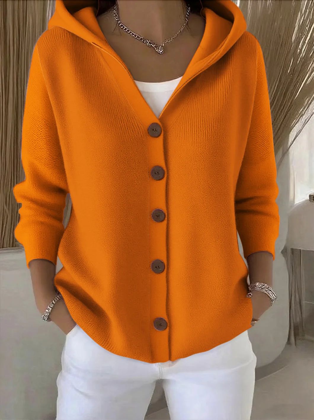 Graziana | Cardigan con Cappuccio e Bottoni