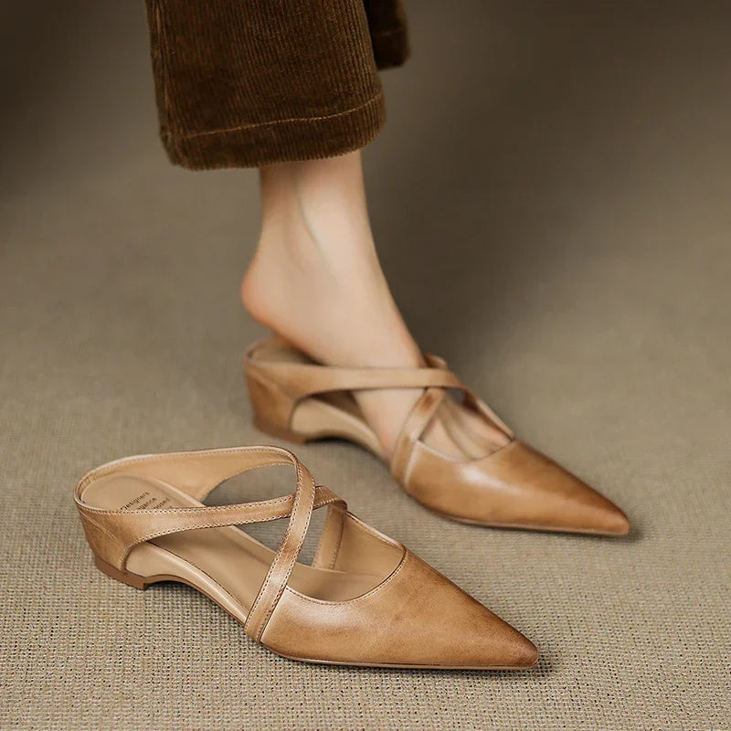 Carmela | Mules a Punta con Cinturini Incrociati