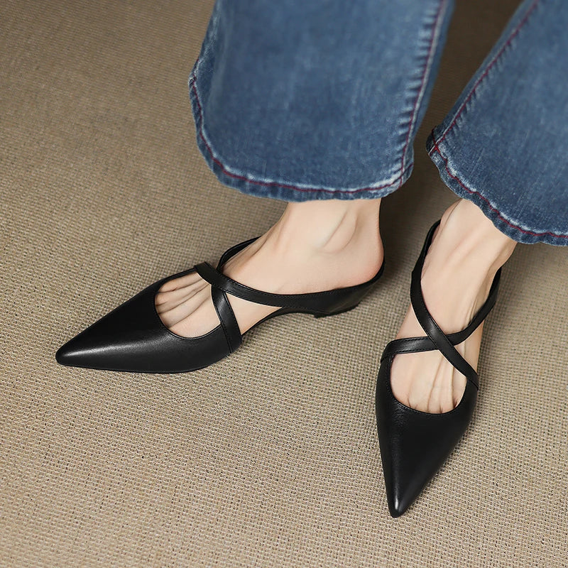 Carmela | Mules a Punta con Cinturini Incrociati
