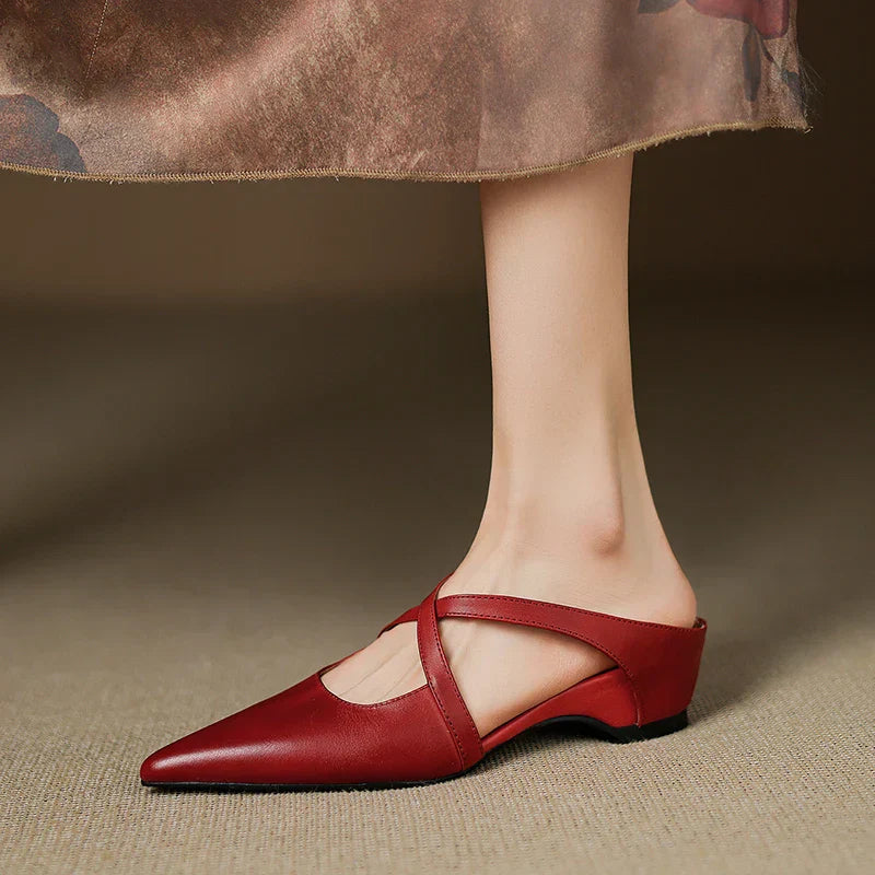 Carmela | Mules a Punta con Cinturini Incrociati