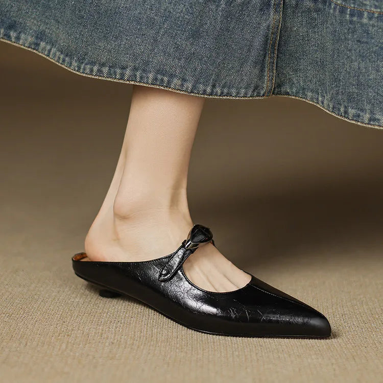 Regine | Mules a Punta con Fibbia