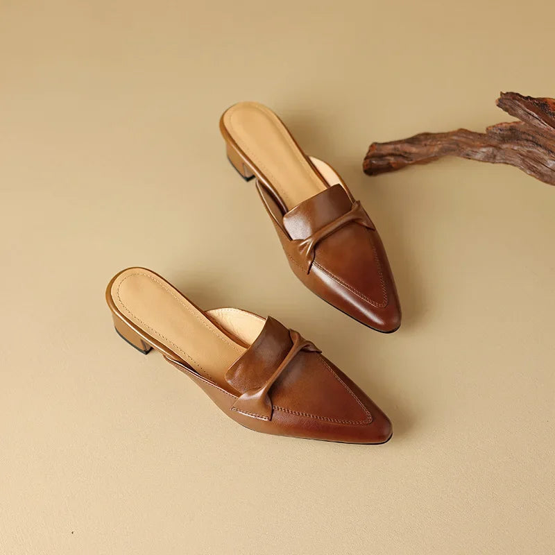 Marcella | Mules a Punta con Fiocco