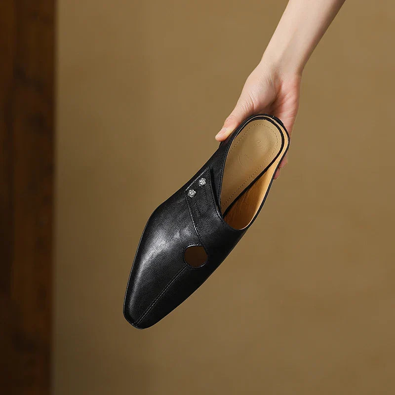 Miles | Mules a Punta con Dettagli Cut-Out