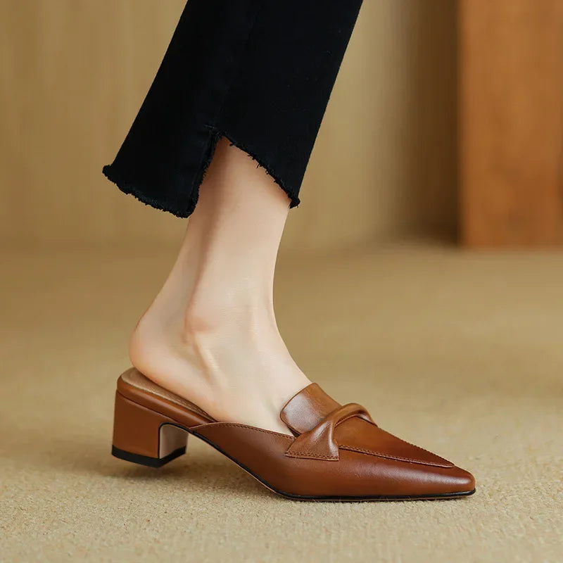 Marcella | Mules a Punta con Fiocco