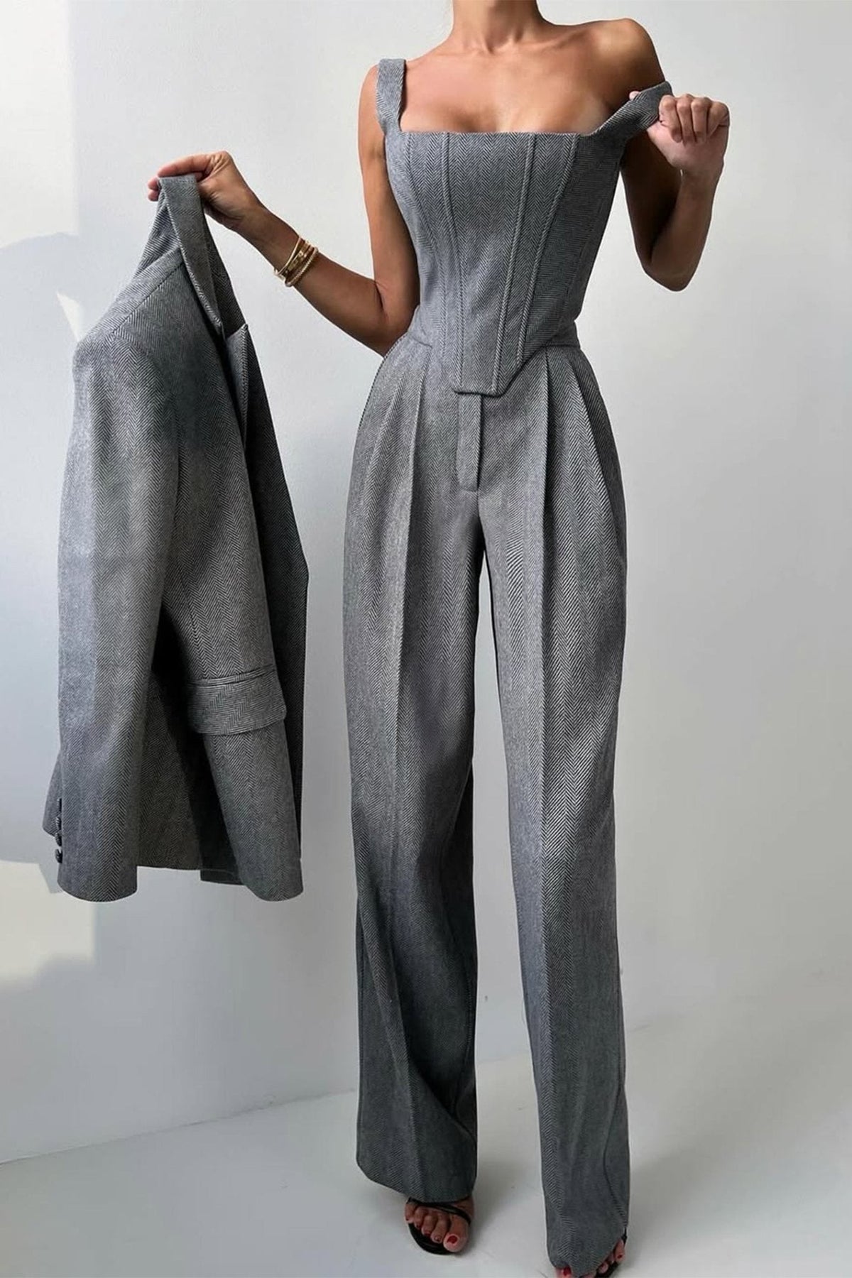 Dolce – Completo a Tre Pezzi con Blazer Doppiopetto