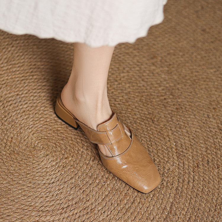 Carolina | Mules con Cinturino e Punta Quadrata
