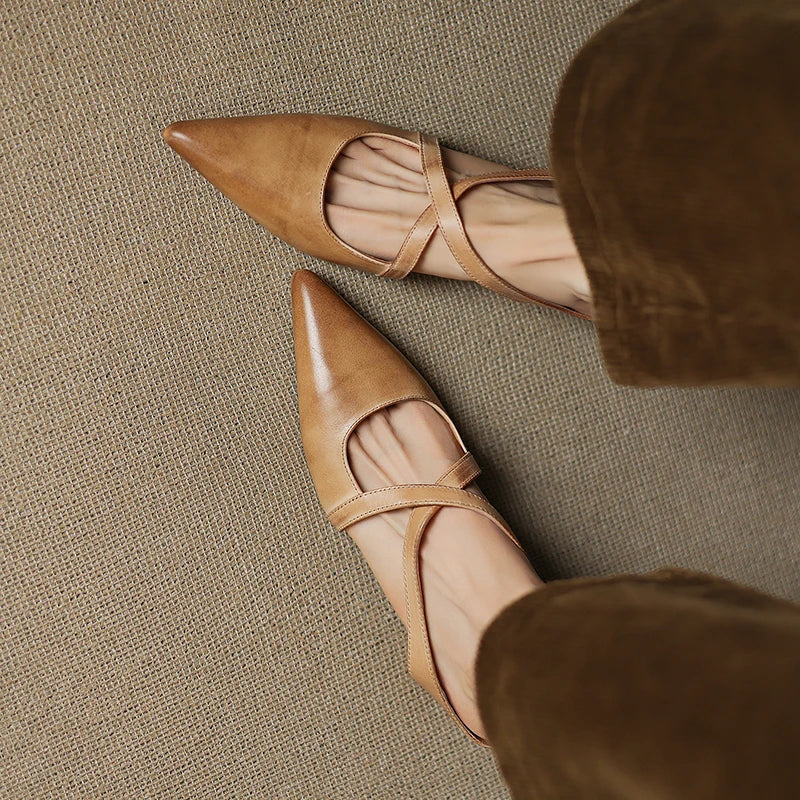 Carmela | Mules a Punta con Cinturini Incrociati