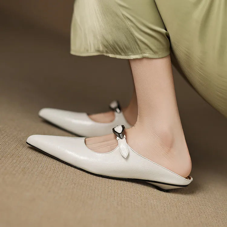 Regine | Mules a Punta con Fibbia