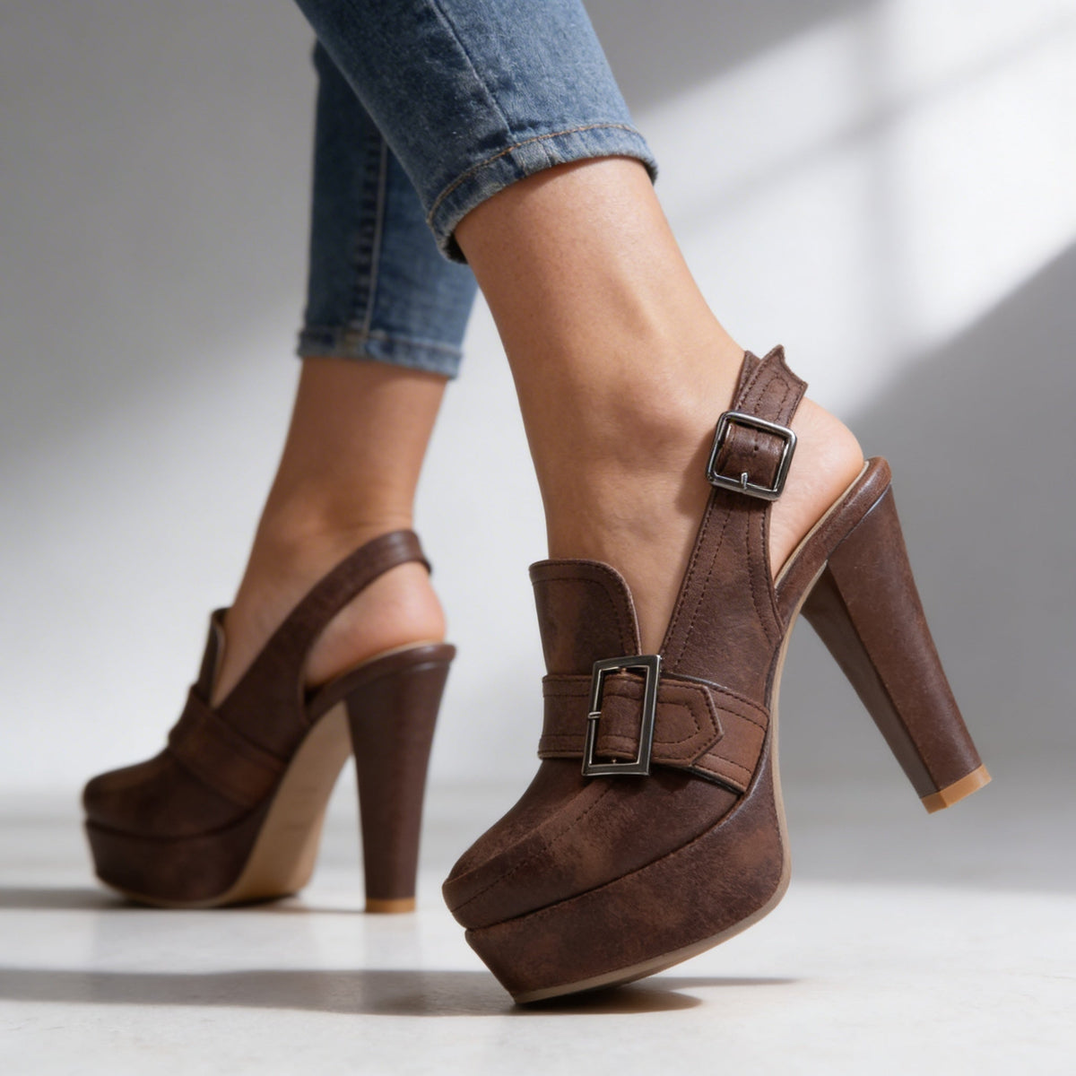Vanda | Décolleté Slingback con Platform