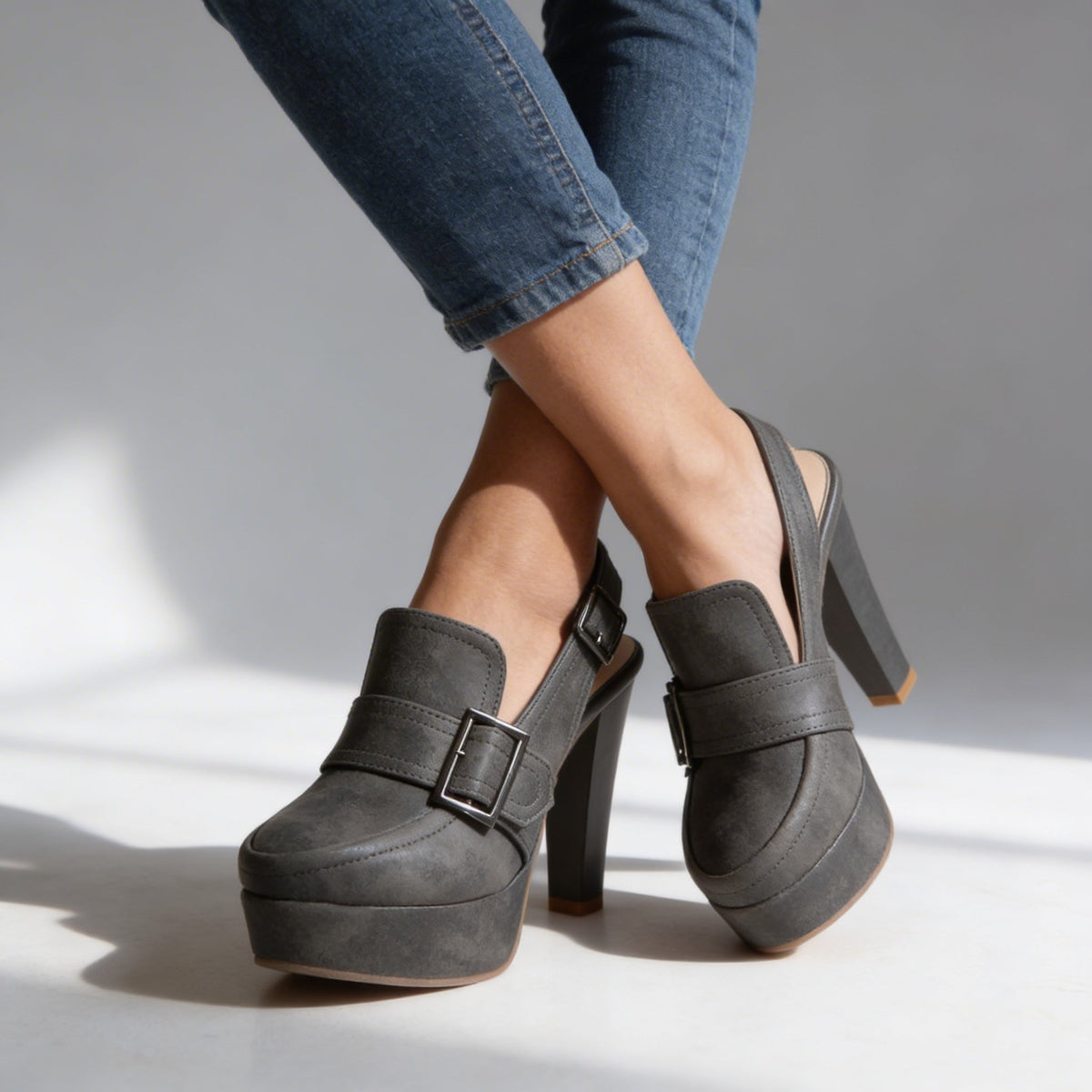 Vanda | Décolleté Slingback con Platform