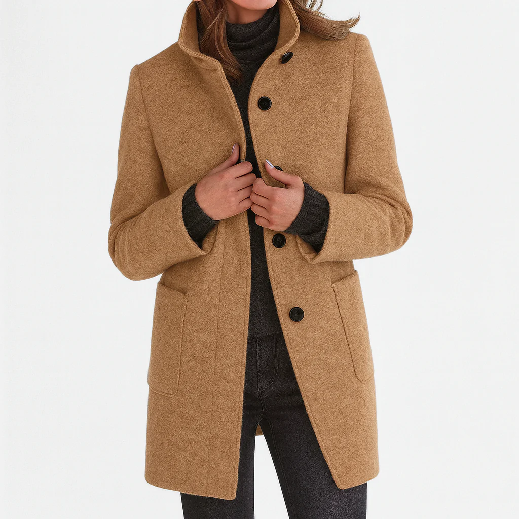 Alyanna | Cappotto con Colletto e Bottoni