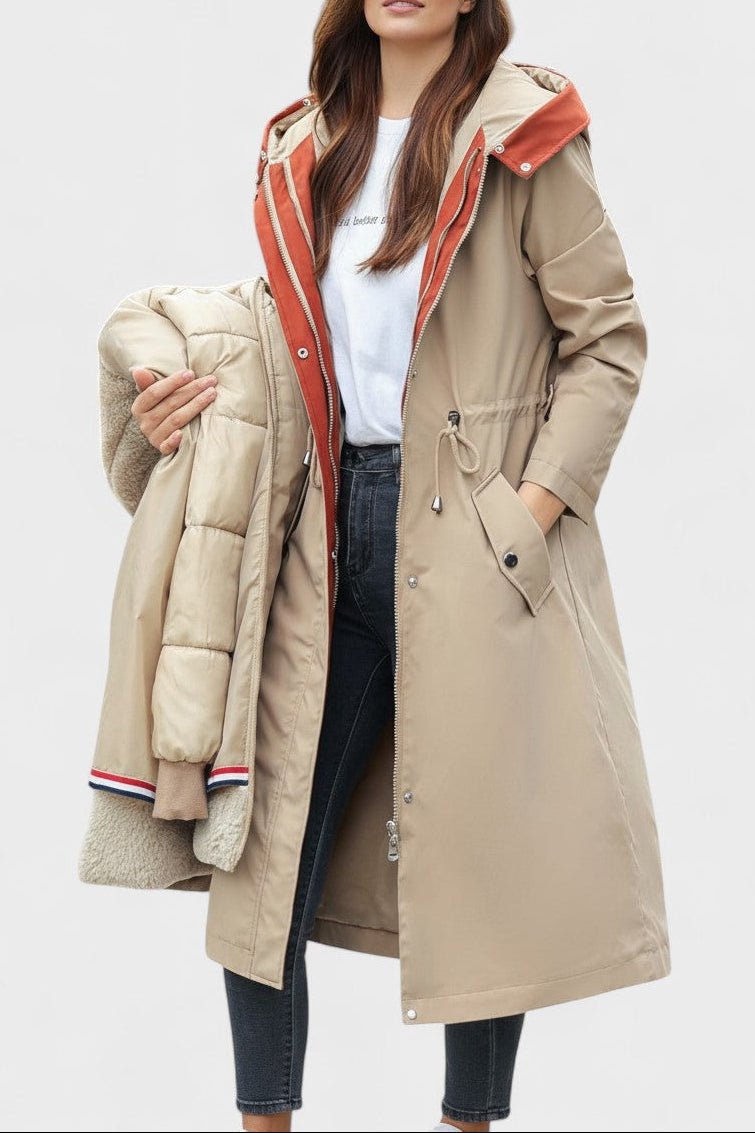Giada | Cappotto Lungo con Cappuccio e Dettagli Chic